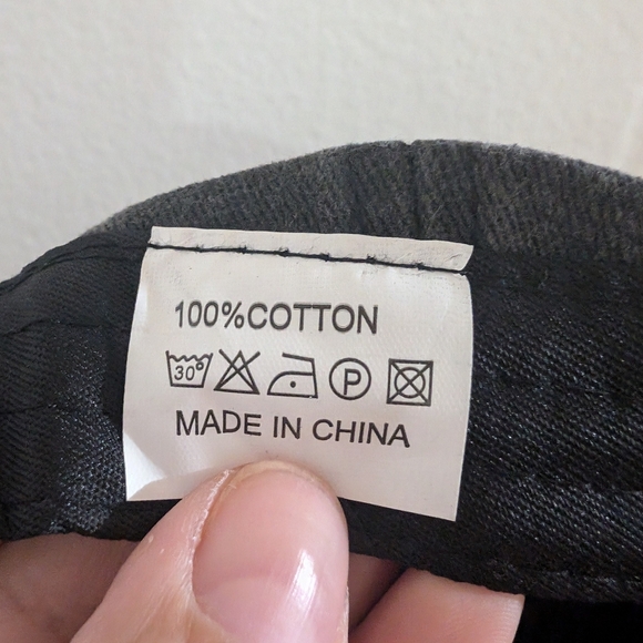 Yellowstone Black Graphic Cap Train Station - Picture 2 of 11